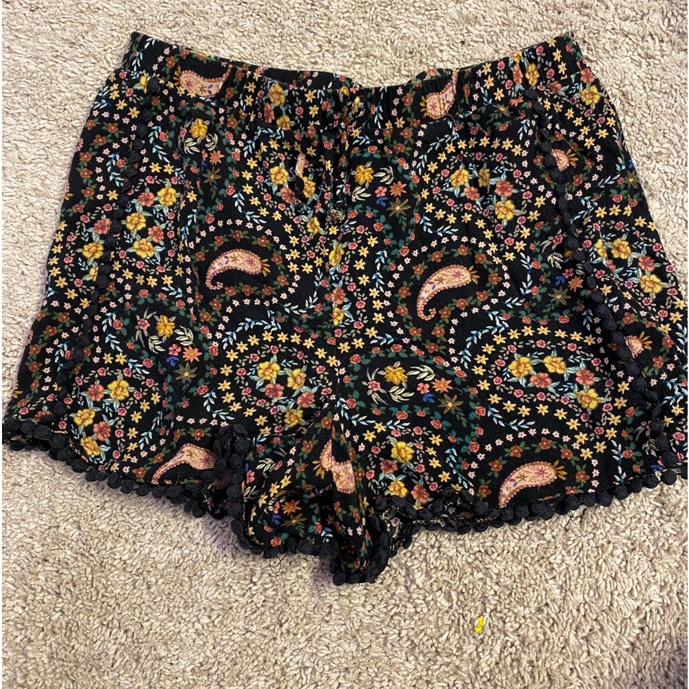 Lightweight shorts